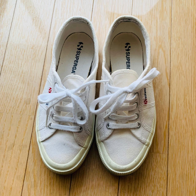 SUPERGA(スペルガ)のSUPERGA白スニーカー36(23cm) レディースの靴/シューズ(スニーカー)の商品写真