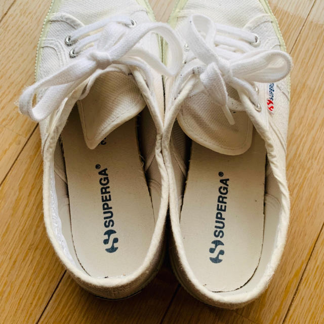 SUPERGA(スペルガ)のSUPERGA白スニーカー36(23cm) レディースの靴/シューズ(スニーカー)の商品写真