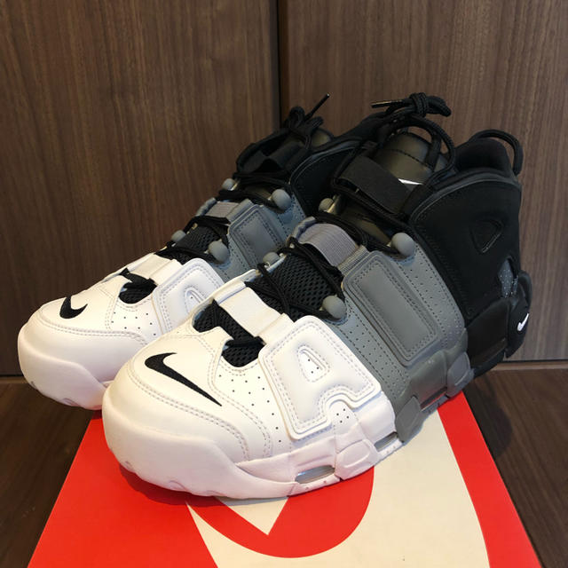 30.0 AIR MORE UPTEMPO モアテン トリコロール靴/シューズ