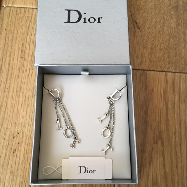 Christian Dior(クリスチャンディオール)のクリスチャンディオール Dior ピアス 訳あり キャッチなし レディースのアクセサリー(ピアス)の商品写真