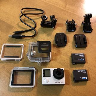 ゴープロ(GoPro)のGoPro HERO 4 silver  ¥17000→¥13000⬇︎⬇︎⬇︎(コンパクトデジタルカメラ)