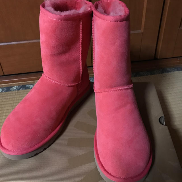 UGG(アグ)のUGGムートンブーツ。 レディースの靴/シューズ(ブーツ)の商品写真