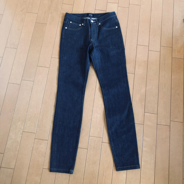 A.P.C(アーペーセー)のA.P.C.デニムパンツ＊JEAN MOULANT＊アーペーセー レディースのパンツ(デニム/ジーンズ)の商品写真