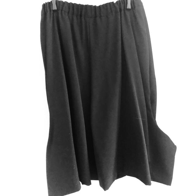COMME des GARCONS(コムデギャルソン)の美品コムデギャルソン変形パンツ size XSブラック レディースのスカート(ひざ丈スカート)の商品写真