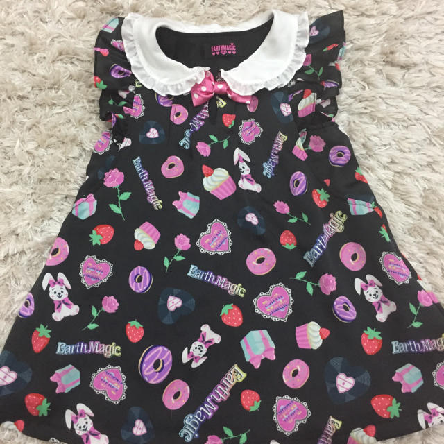 EARTHMAGIC(アースマジック)のガールズフェイバリット柄ワンピース キッズ/ベビー/マタニティのキッズ服女の子用(90cm~)(ワンピース)の商品写真