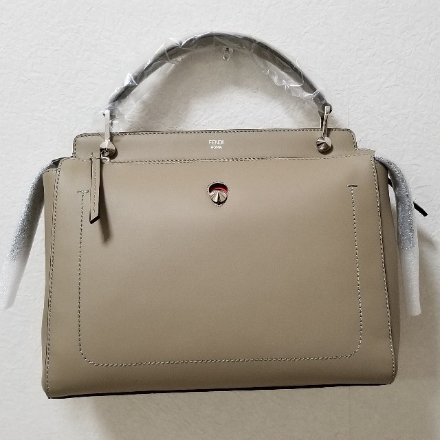 最終価格! FENDI フェンディ　ドットコム　新品