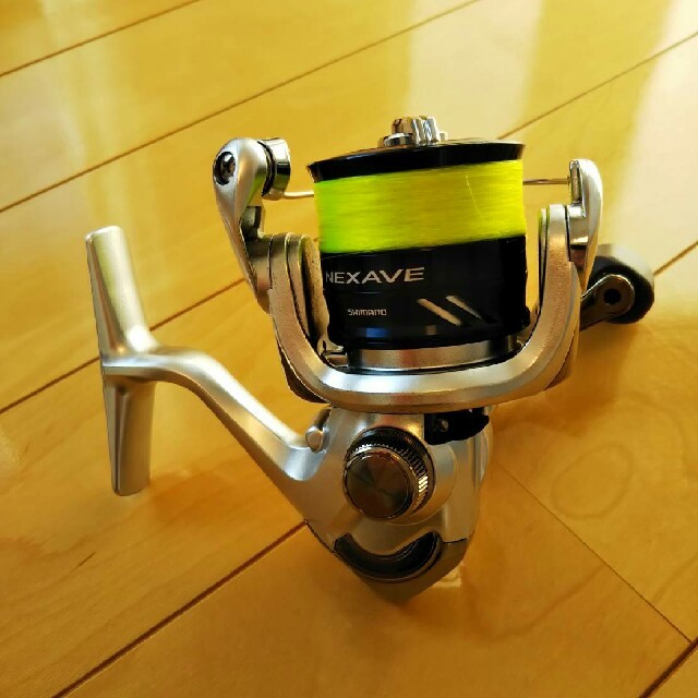 SHIMANO(シマノ)のシマノ ネクサーブ Ｃ2000S スポーツ/アウトドアのフィッシング(リール)の商品写真