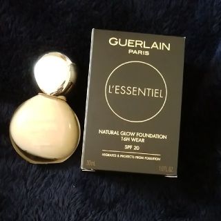 ゲラン(GUERLAIN)のゲラン レソンシエル ファンデーション 新作 00N ポーセリン(ファンデーション)