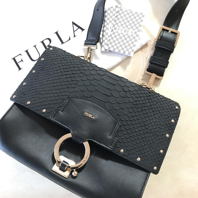 Furla(フルラ)の♡ねびちゃん様♡専用 レディースのバッグ(ショルダーバッグ)の商品写真