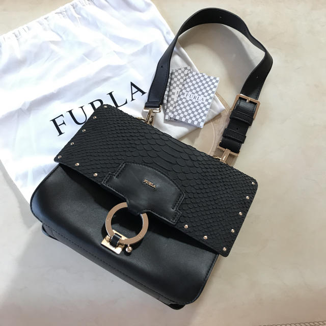 Furla(フルラ)の♡ねびちゃん様♡専用 レディースのバッグ(ショルダーバッグ)の商品写真