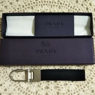 プラダ(PRADA)のセール　プラダ　PRADA  キーホルダー　箱入り　黒　ステンレス(キーホルダー)