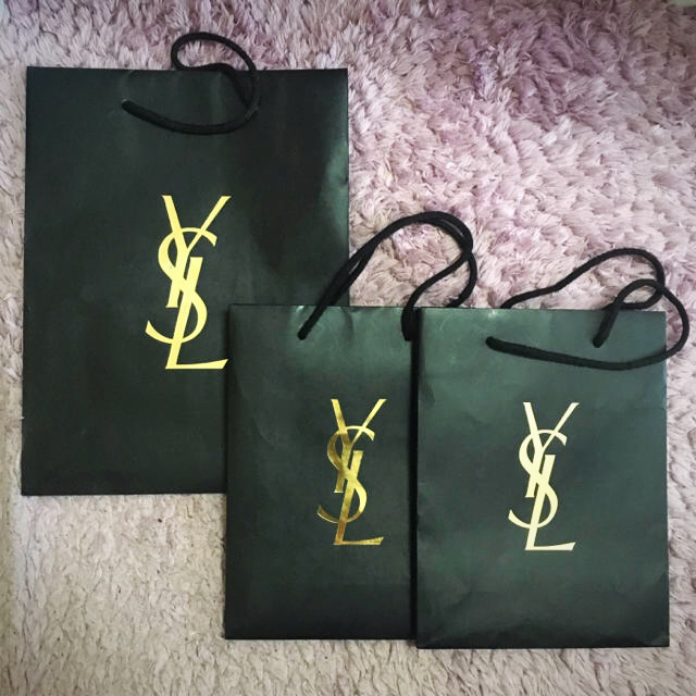 Yves Saint Laurent Beaute(イヴサンローランボーテ)のサンローラン（大1・中2）＋小1【new】 レディースのバッグ(ショップ袋)の商品写真