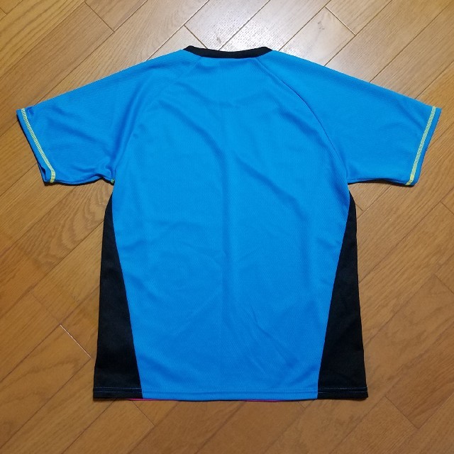 UMBRO(アンブロ)のumbro アンブロ Tシャツ 150 スポーツ/アウトドアのサッカー/フットサル(ウェア)の商品写真