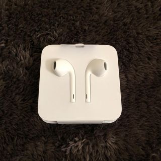 アップル(Apple)のEarpods (Lightningコネクタ)＋純正充電器セット(バッテリー/充電器)