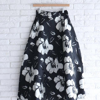 cawaii - cawaii 花柄ロングスカート の通販 by hidemin0903's shop ...