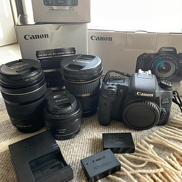 【レビューで送料無料】 Canon canon800Dトリプルレンズキット 美品 - デジタル一眼