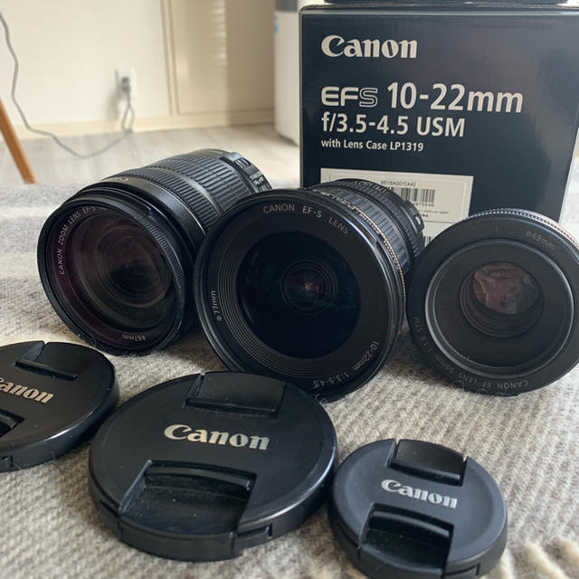 Canon(キヤノン)の美品 canon800Dトリプルレンズキット スマホ/家電/カメラのカメラ(デジタル一眼)の商品写真