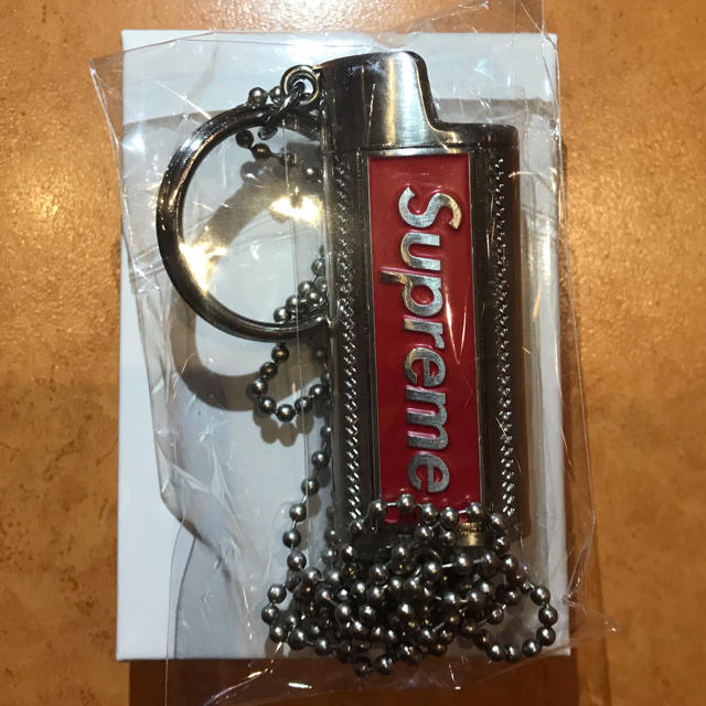 Supreme(シュプリーム)のおのそう様専用 supreme ライターネックレス メンズのアクセサリー(ネックレス)の商品写真