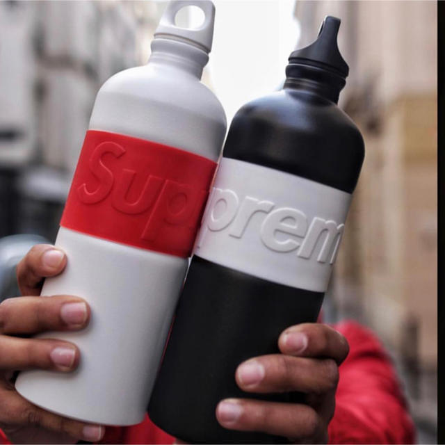 supreme 1.0L water bottle  Red