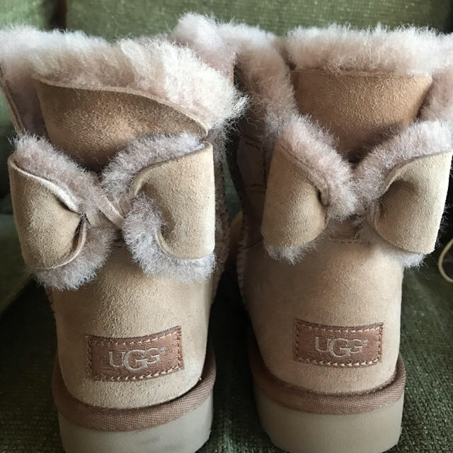 新品 UGGブーツ