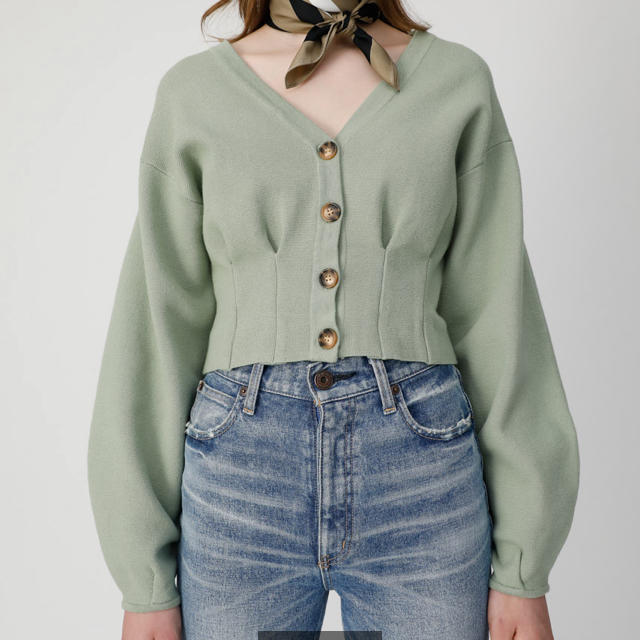 moussy(マウジー)の今季新作♡MOUSSY V NECK SHORT カーディガン♡新品タグ付き レディースのトップス(カーディガン)の商品写真