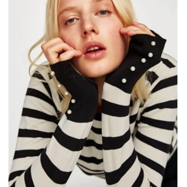 イエローニット パール袖 美品 レディースのトップス(ニット/セーター)の商品写真
