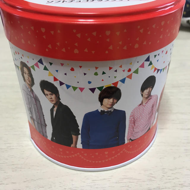 Hey! Say! JUMP(ヘイセイジャンプ)のHey!Say!JUMP 缶 エンタメ/ホビーのタレントグッズ(アイドルグッズ)の商品写真