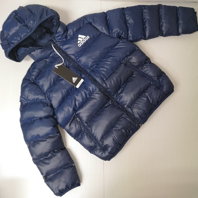 adidas(アディダス)のadidas　フード付きジャケット　130 キッズ/ベビー/マタニティのキッズ服男の子用(90cm~)(ジャケット/上着)の商品写真