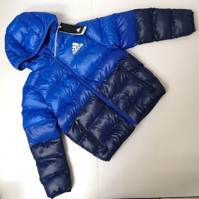 adidas(アディダス)のadidas　フード付きジャケット　130 キッズ/ベビー/マタニティのキッズ服男の子用(90cm~)(ジャケット/上着)の商品写真