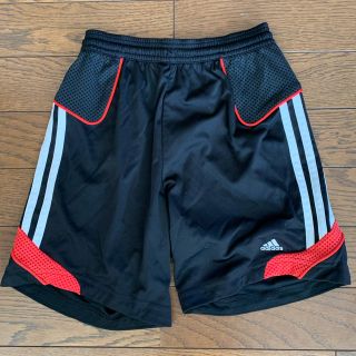 アディダス(adidas)のadidas 140㎝ ブラックハーフパンツ 西稲さま(ウェア)