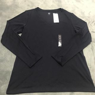 ユニクロ(UNIQLO)のVネックTシャツ(Tシャツ(長袖/七分))