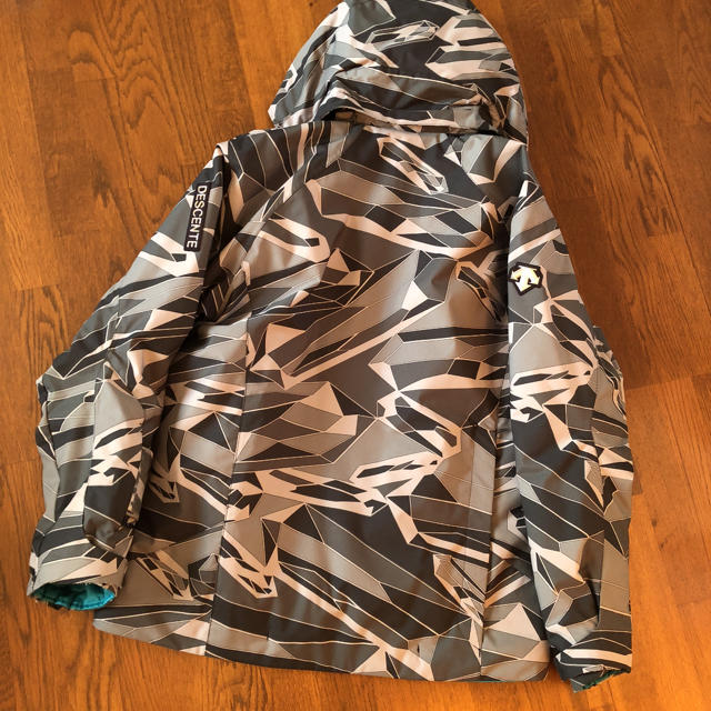 美品デモモデル○デサント DESCENTE○スキーウェア上下 メンズLサイズ