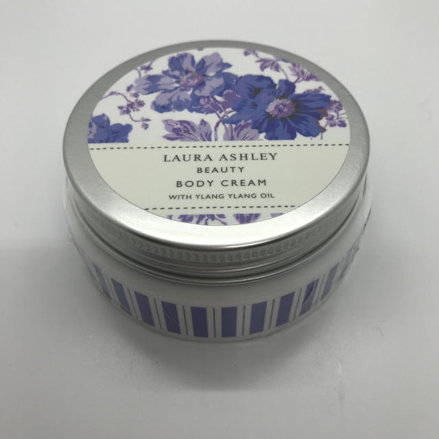LAURA ASHLEY(ローラアシュレイ)のローラアシュレイ ボディクリーム コスメ/美容のボディケア(ボディクリーム)の商品写真