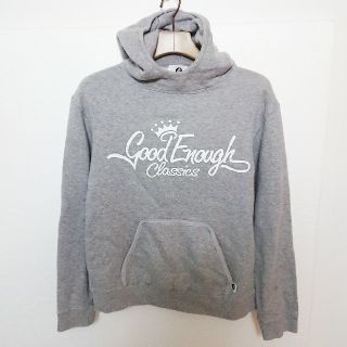 グッドイナフ(GOODENOUGH)のGOODENOUGH グットイナフ クラシックロゴパーカー(パーカー)