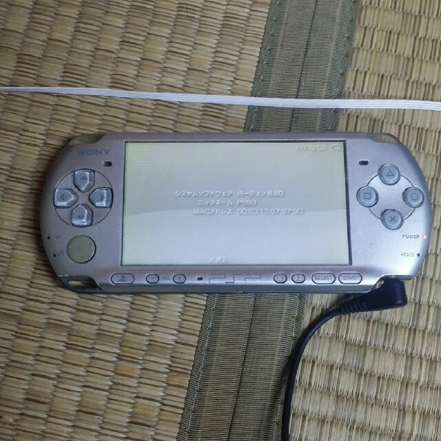 SONY(ソニー)のpsp 3000 本体 中古 ver6.60 本体のみ エンタメ/ホビーのゲームソフト/ゲーム機本体(携帯用ゲーム機本体)の商品写真