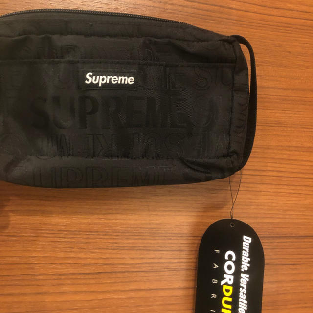 supreme ポーチ