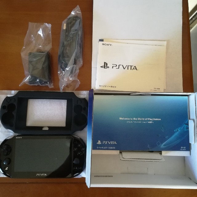 Playstation vita PCH-2000 ブラック 3