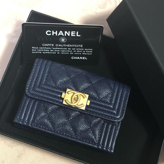 CHANEL(シャネル)の【商談中】 CHANEL  シャネル   ナノウォレット  【極美品】 レディースのファッション小物(財布)の商品写真