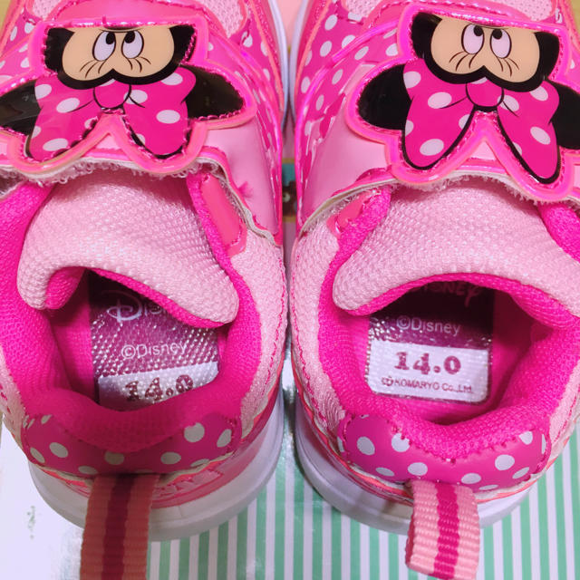 Disney(ディズニー)のミニー 靴 キッズ/ベビー/マタニティのベビー靴/シューズ(~14cm)(スニーカー)の商品写真