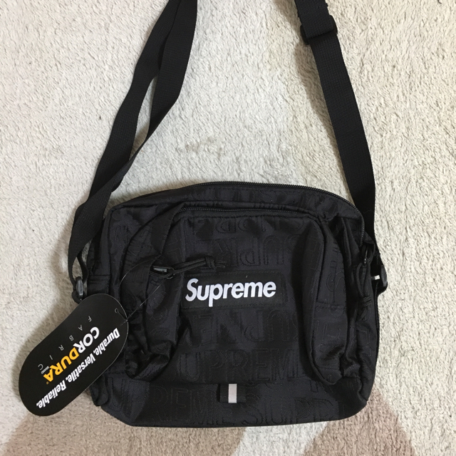 Supreme Shoulder Bag ショルダーバッグ ブラック 1