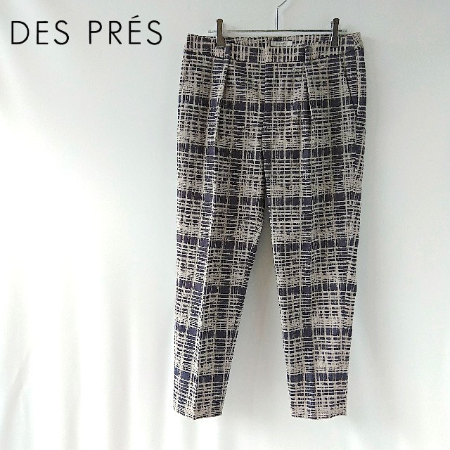 DES PRES(デプレ)のDES PRÉS　デ・プレ　チェック柄　テーパードパンツ　1 レディースのパンツ(クロップドパンツ)の商品写真