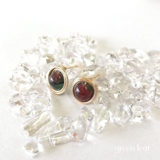 14kgf＊花翡翠の一粒ピアス～グリーン×レッド～(ピアス)