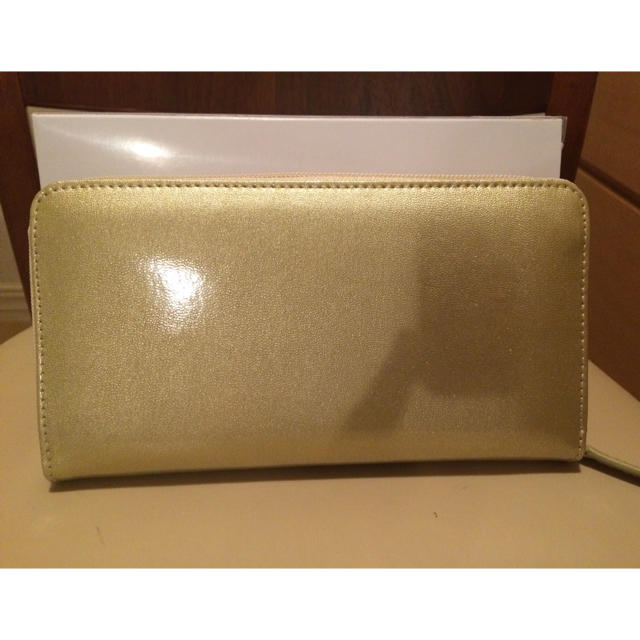 LAZY SUSAN(レイジースーザン)の新品・未使用 レイジースーザン 長財布 ゴールド メンズのファッション小物(長財布)の商品写真