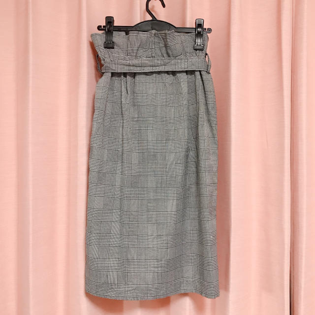 natural couture(ナチュラルクチュール)のチェックタイトスカート レディースのスカート(ひざ丈スカート)の商品写真