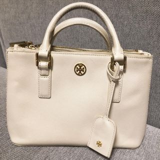 トリーバーチ(Tory Burch)のトリーバーチ ロビンソン ダブルジップ バッグ ホワイト(ハンドバッグ)