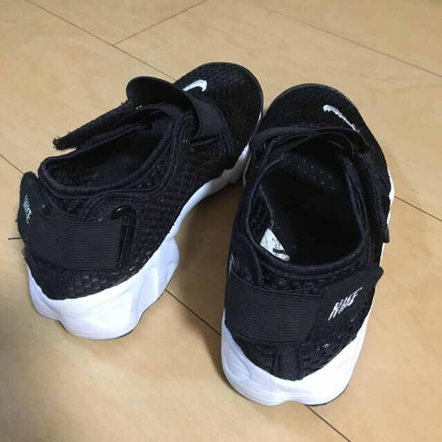 NIKE(ナイキ)のNIKE  RIFT  21cm キッズ/ベビー/マタニティのキッズ靴/シューズ(15cm~)(その他)の商品写真