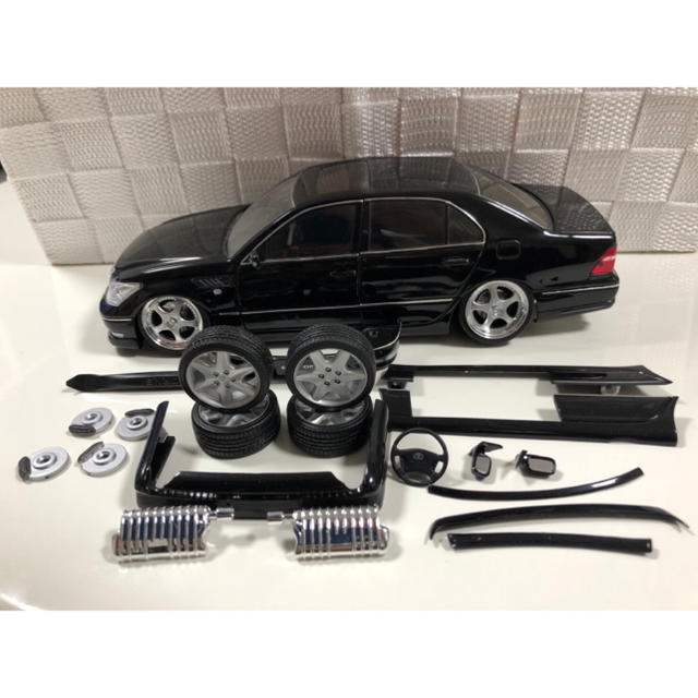 トヨタ セルシオ ミニカー 黒 ジャンクションプロデュース 1/24 トヨタ セルシオ ミニカー 黒 ジャンクションプロデュース 1/24