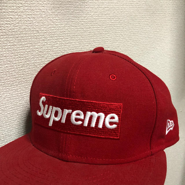 帽子Supreme × new era ベースボールキャップ