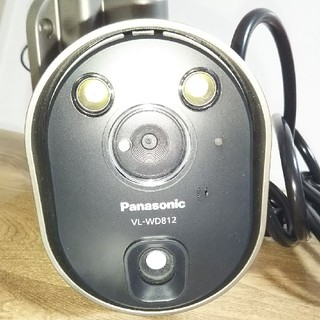 パナソニック(Panasonic)のパナソニック センサーライト付 ワイヤレスカメラ VL-WD812K 未設置品(防犯カメラ)