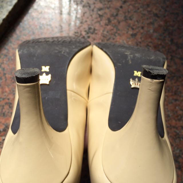 RODEO CROWNS(ロデオクラウンズ)のRCS ベージュパンプス レディースの靴/シューズ(ハイヒール/パンプス)の商品写真